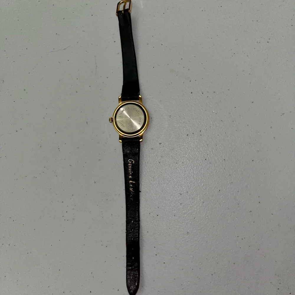Vintage Time Magazine Quartz Analog Watch with Genuine Leather Band